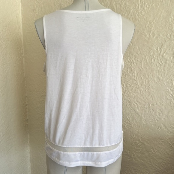Athleta Essence Mesh Trim Tank Top White Medium Activewear Workout Fitness - Picture 4 of 8